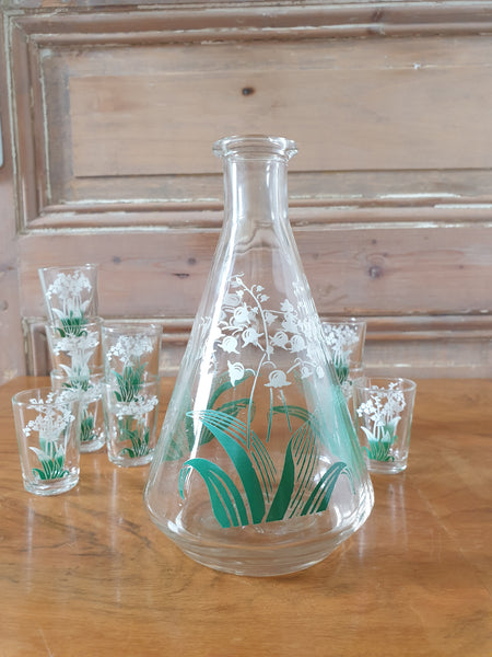 Carafe et ses 9 verres à liqueur motif « Muguet » années 50