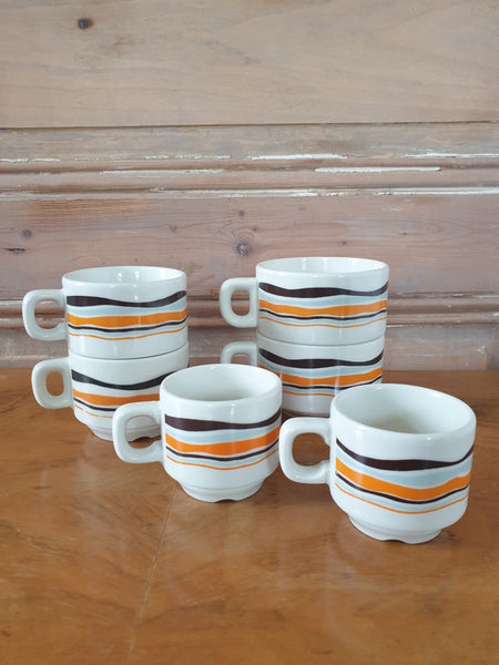 6 tasses à café bistrot motifs seventies