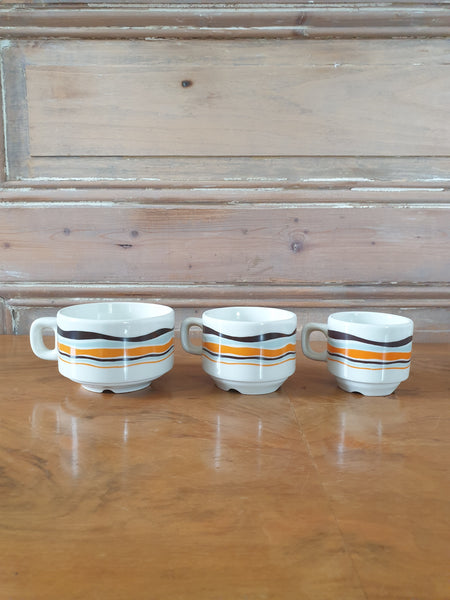 6 tasses à café bistrot motifs seventies