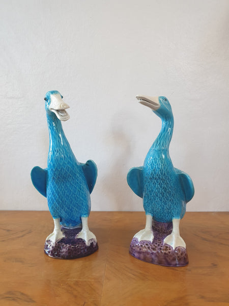 Statuettes canards en porcelaine émaillée bleu turquoise