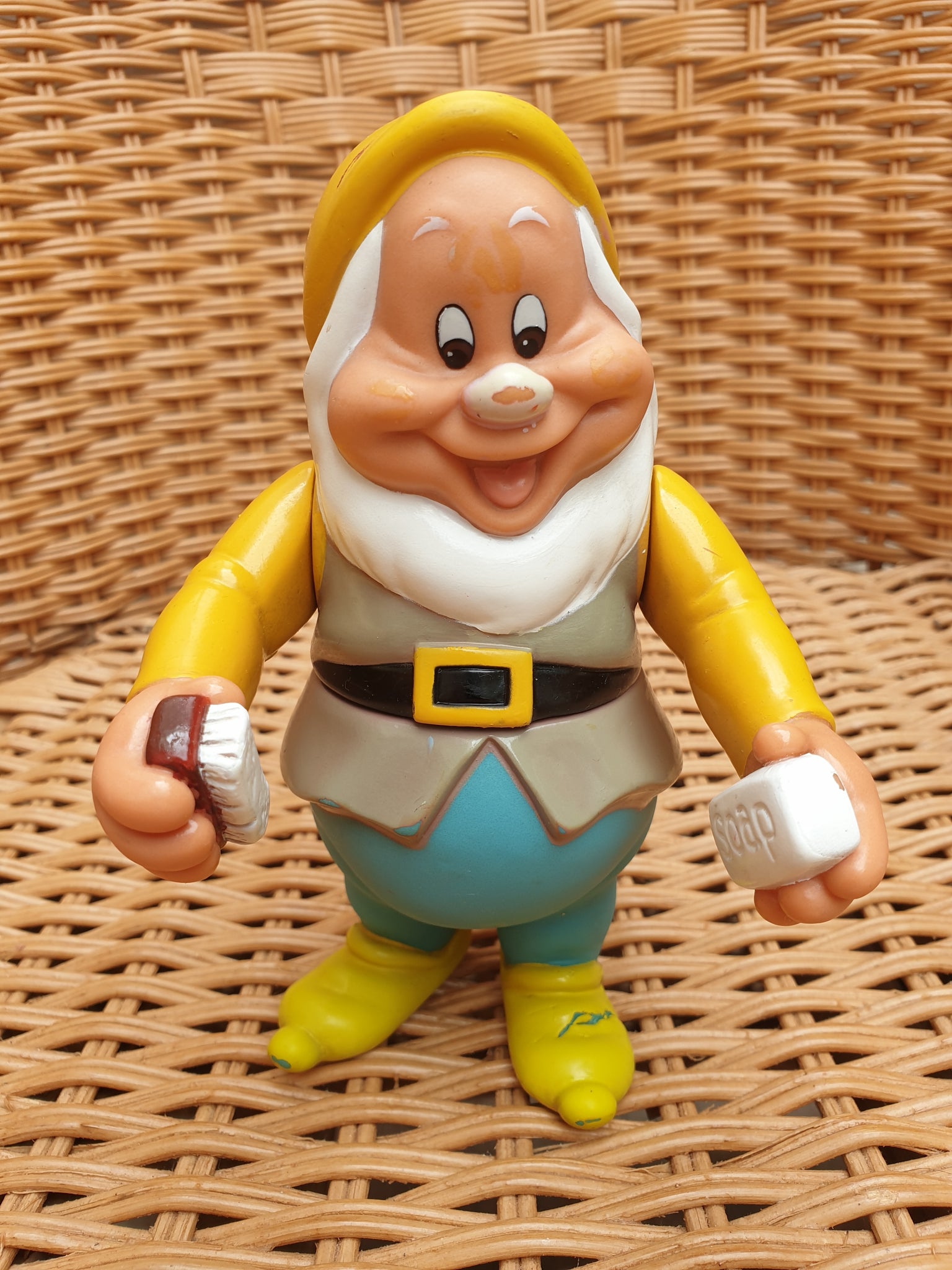 Figurine Le nain "JOYEUX" Disney années 70