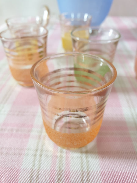 Ensemble carafe et verres  de couleur années 60