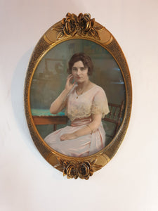 Pastel Art Déco, portrait de femme dans son cadre doré