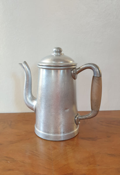 Cafetière en aluminium des années 40