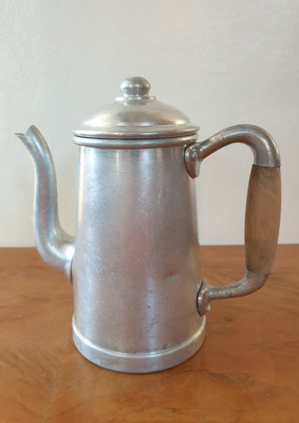 Cafetière en aluminium des années 40