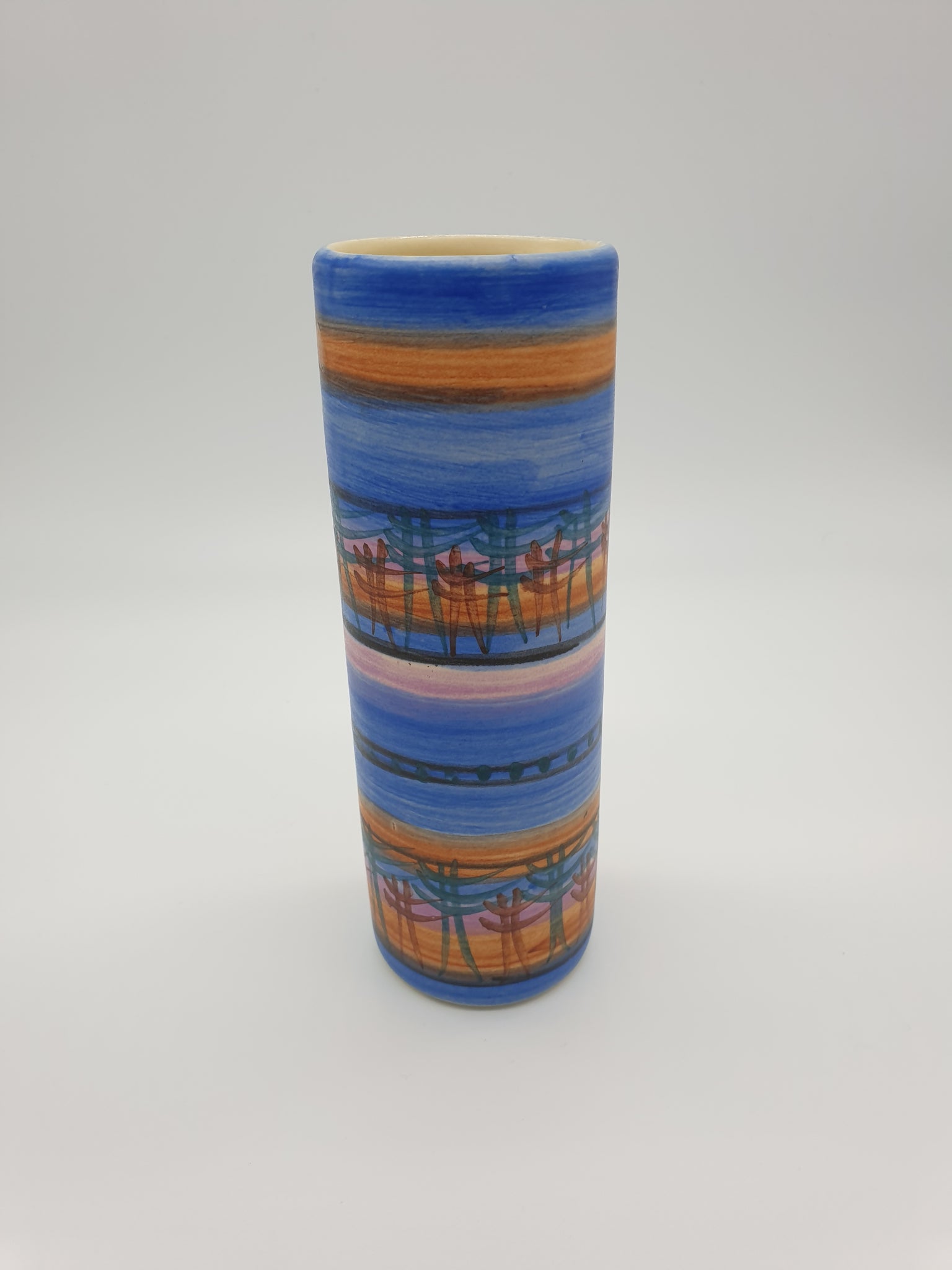 Vase forme rouleau en Vallauris polychrome signé MG (Michel Gorgeon)