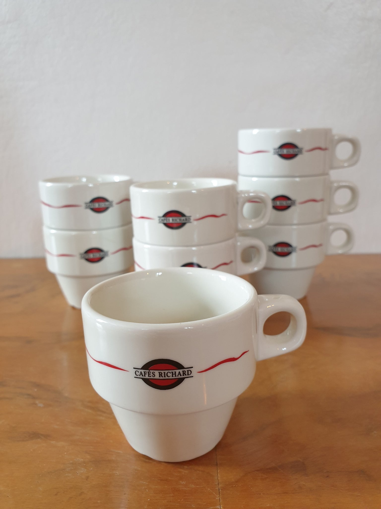 Lot de 8 tasses de bistrot de la marque Cafés Richard – pixievintage