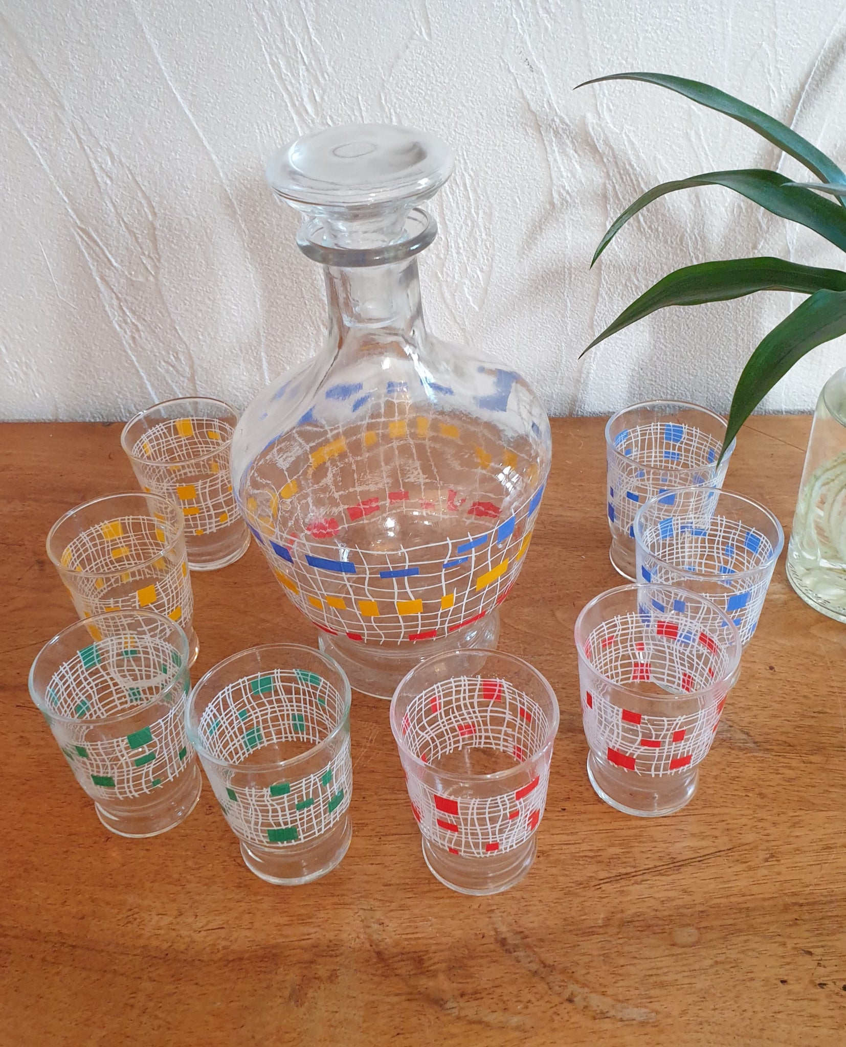 Service à apéritif en verre motifs multicolores 60'S