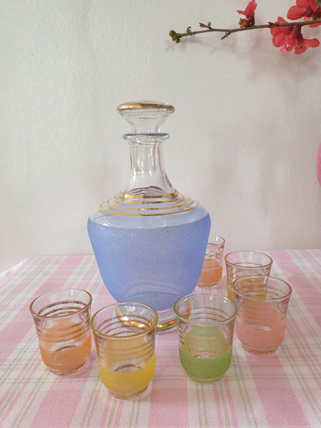 Ensemble carafe et verres  de couleur années 60