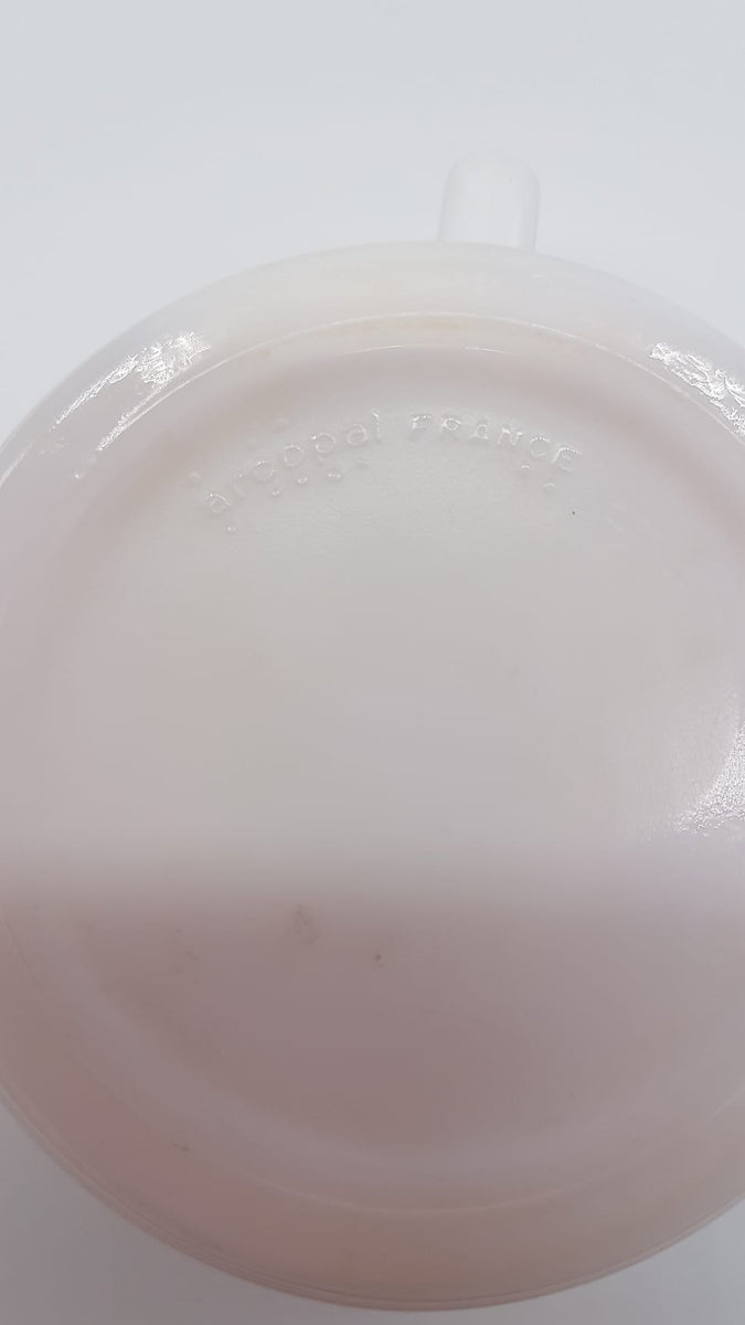 Tasse à thé arcopal des années 70 - France